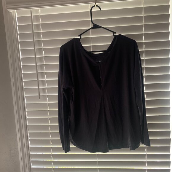 Apana M Athleisure Top - Picture 10 of 12